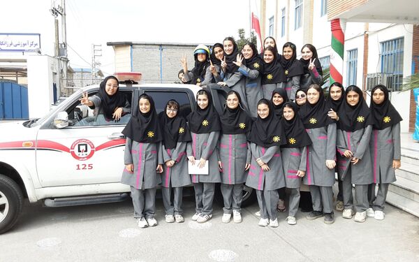 مانور آتش نشانی در دبیرستان فرزانگان قائمشهر