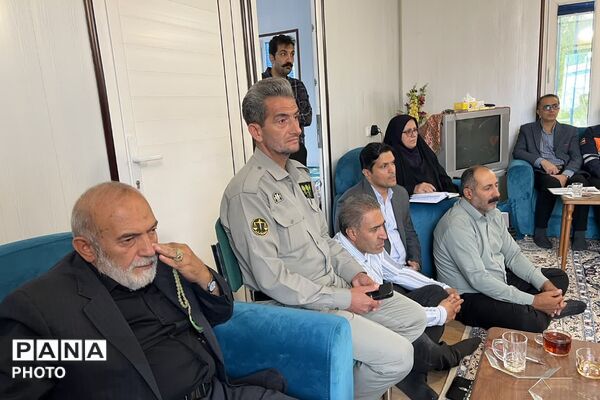 بازدید میدانی فرماندار فیروزکوه از روستا‌ها و پیگیری مطالبات اهالی در نشست با شورا و دهیار