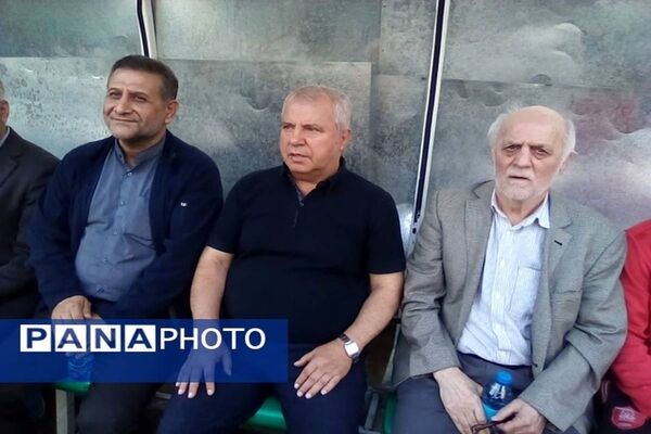 عیادت پرسپولیسی‌ها از علی پروین