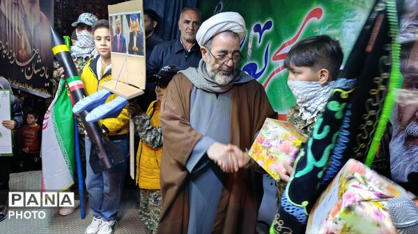 حضور پرشور دهه نودی های ملکانی در تجمعات شبانه