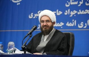 همه دستگاه‌ها باید در حد توان از دانش‌آموزان پشتیبانی کنند
