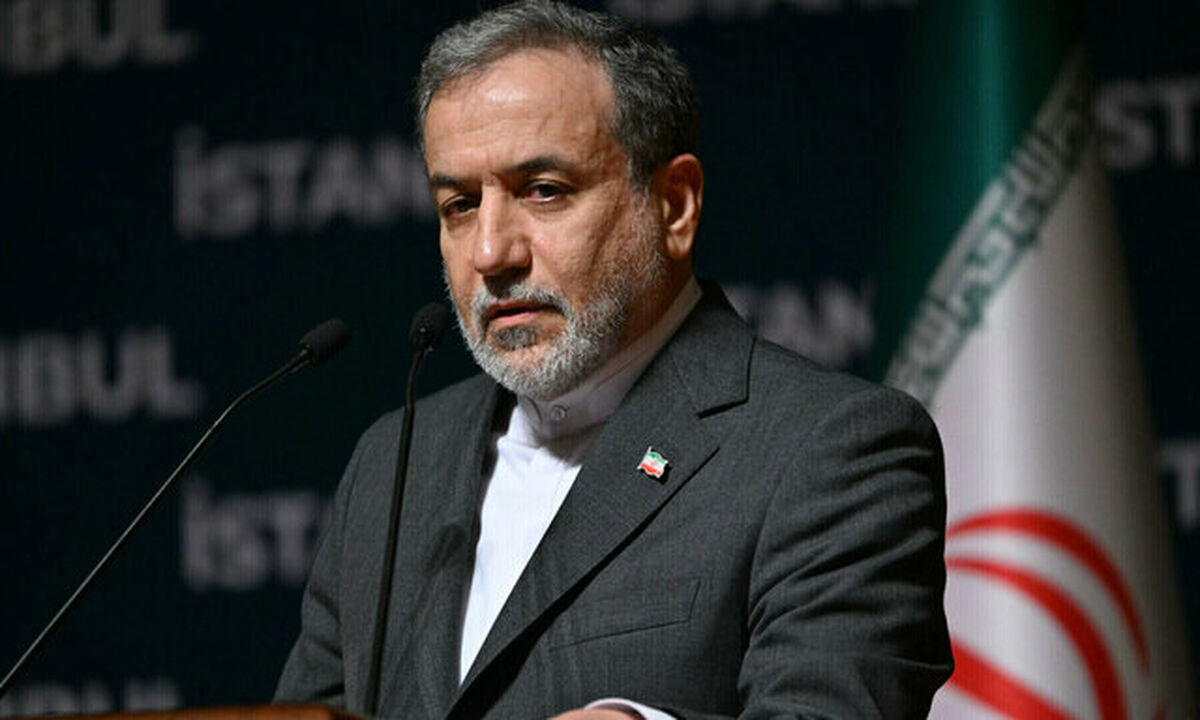 عراقچی: در موضوع همبستگی مسلمانان، نمی‌توانیم از مردم مظلوم فلسطین غافل بمانیم