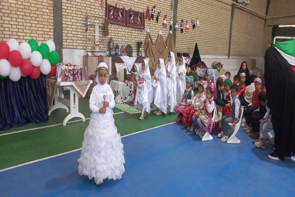 برگزاری جشنواره هویت‌های ملی اسلامی کودکستان‌های شهرستان فاروج