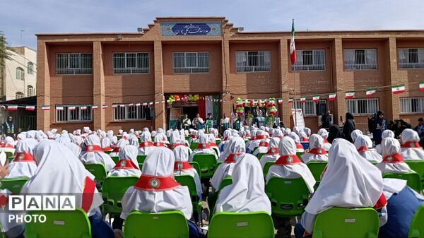 دبستان مهدیه میزبان «جشن عاطفه‌ها»