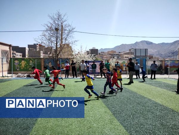 اجرای طرح شهید خرازی ( آزادسازی فضای ورزشی) در دبستان پیامبراعظم ( ص) شهرستان فیروزکوه 