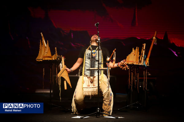 کنسرت لئو روخاس «پسر خورشید»