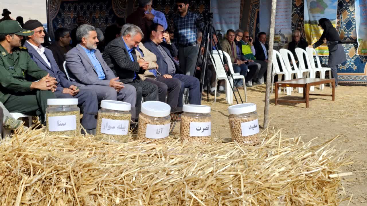 آیین آغاز سال زراعی در شهرستان فاروج