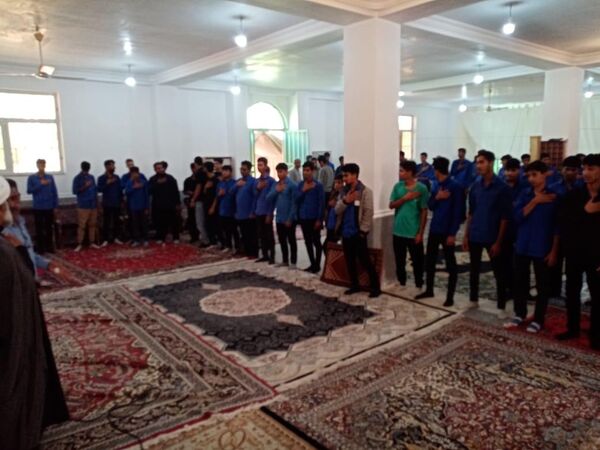 آیین استقبال باشکوه از شهید گمنام در مسجد مهدیه فین