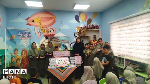 جشنی  روز جهانی کودک در کتابخانه  آیت‌الله نجم آبادی نظرآباد

