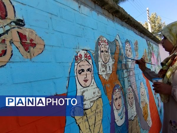 اردوی جهادی رنگ‌آمیزی مدارس با حضور دختران بیرجندی