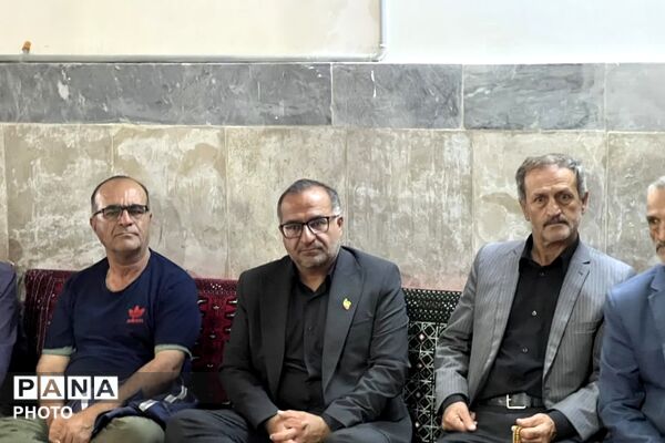 حضور فرماندار و مسئولان فیروزکوه در آیین‌های عاشورایی روستاهای لزور و وشتان