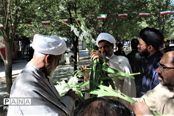 گلباران مزار شهدای حماسه آزادسازی خرمشهر در قم