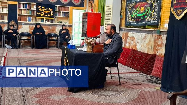 مراسم اربعین حسینی ویژه بانوان در مسجد جامع‌ رجایی‌شهرکرج