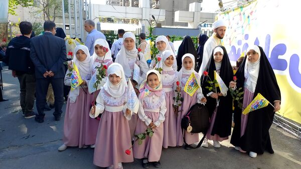 اجتماع بزرگ «روزه اولی‌ها» در ورزشگاه شهید‌شیرودی 