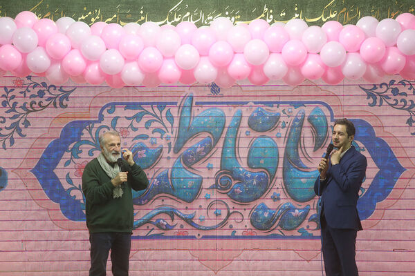 جشن ازدواج ۷۳۰ زوج دانشجوی در حرم حضرت معصومه(س)