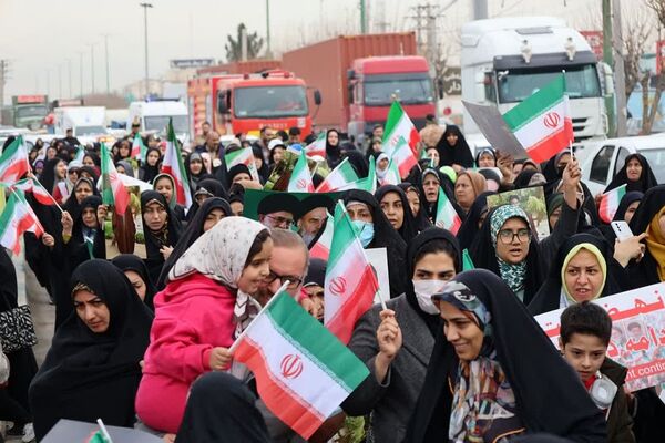 حضور مردم چهاردانگه در جشن چهل و هفتمین سالگرد شکوهمند انقلاب اسلامی