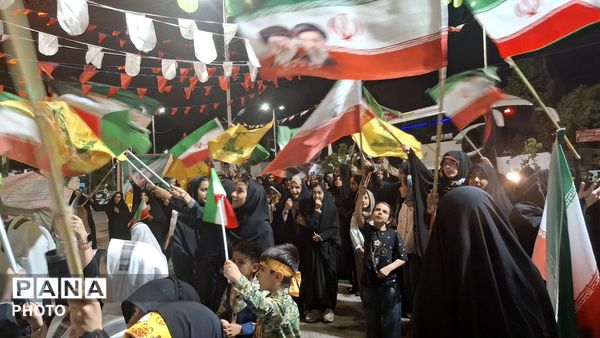 معمولان در شور انقلابی؛ مردم ولایتمدار بار دیگر حضوری پررنگ داشتند