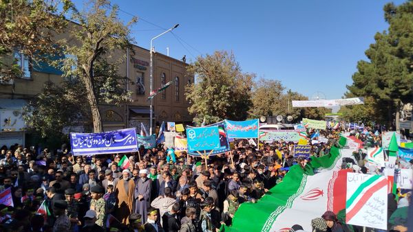 راهپیمایی ۱۳آبان در نیشابور 