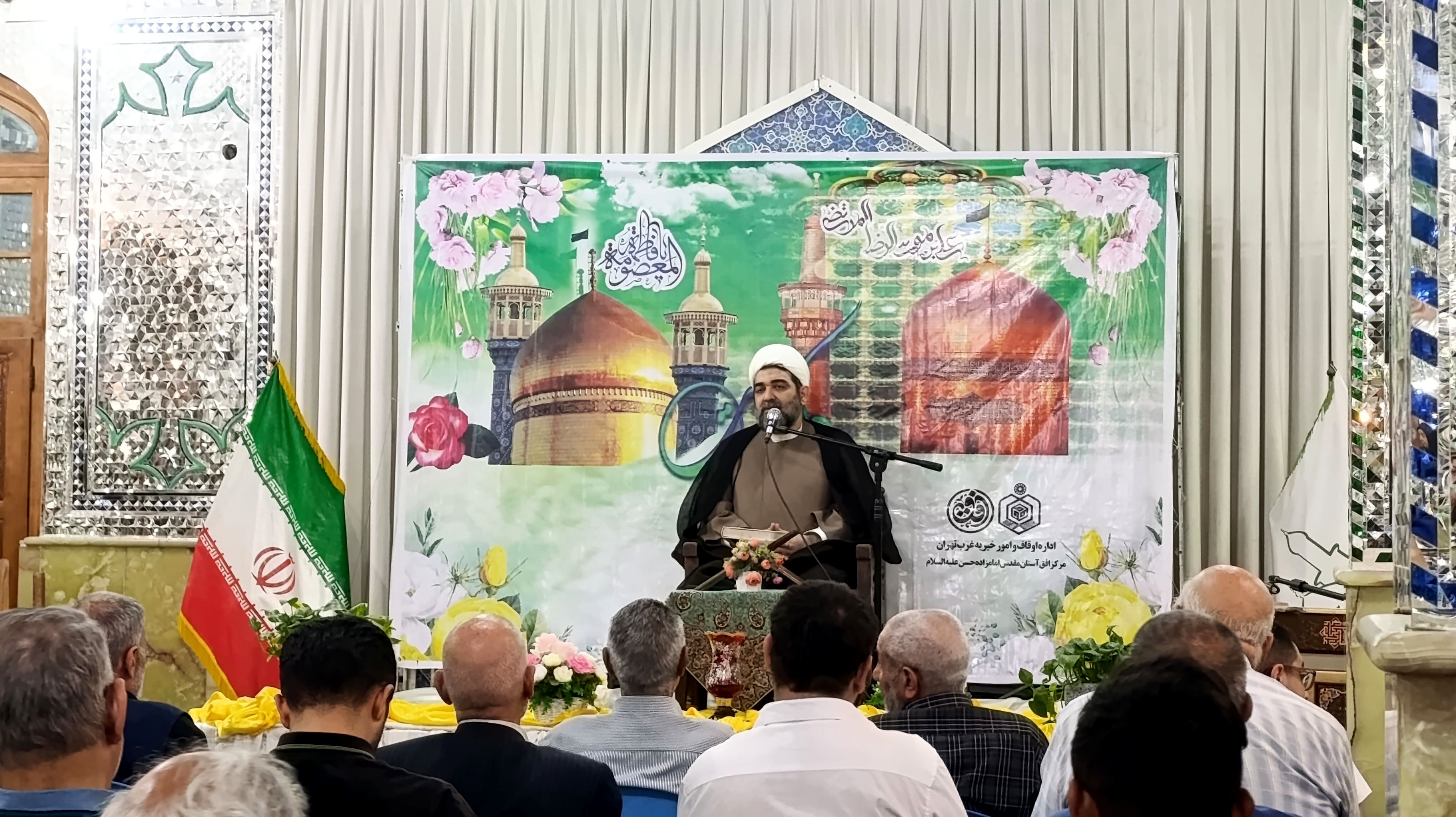 طنین جشن میلاد حضرت معصومه(س) و روز دختر در فضای ملکوتی آستان مقدس امامزاده حسن(ع)