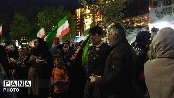 گذری بر فعالیت موکب گروه جهادی ریحانه النبی  در مراسم چهلم رهبر شهید و شهدای میناب 