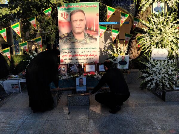 چهلم شهید امنیت هادی میر آبادی در بهشت فضل نیشابور 