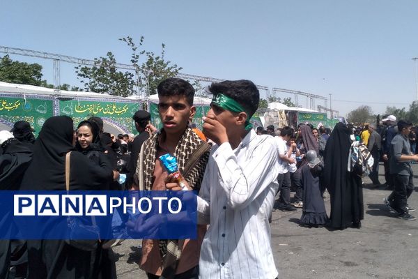 شهرستان دماوند، غرق در عطر یاد امام بود