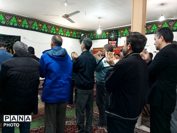 عید بندگی در مسجد ابوالفضلی نیشابور 