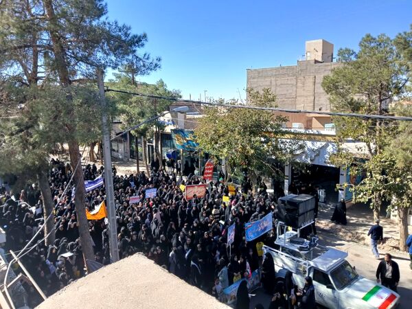 راهپیمایی پرشکوه مردم شهرستان خلیل‌آباد در سیزدهم آبان و گرامیداشت یوم‌الله ۱۳ آبان