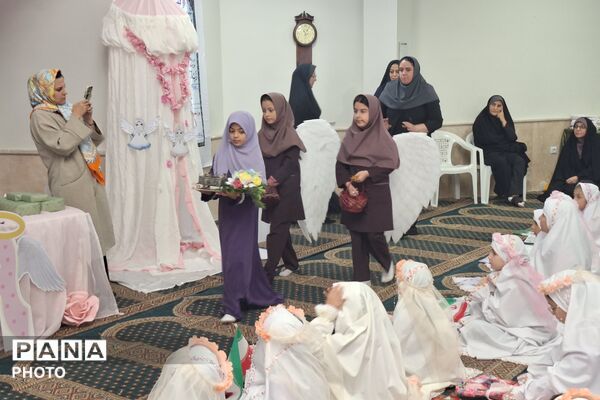 جشن بندگی دانش‌آموزان مدارس منطقه پردیس