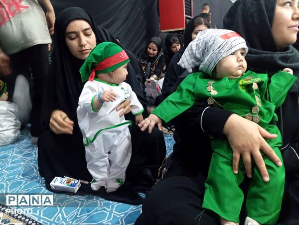 همایش بزرگ شیرخواران حسینی در قروه