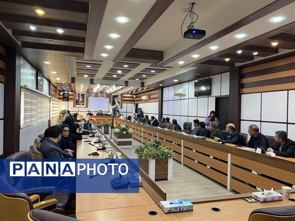 راه‌یافتن ۲۹‌معلم به مرحله نیمه‌نهایی دومین دوره جایزه‌معلم