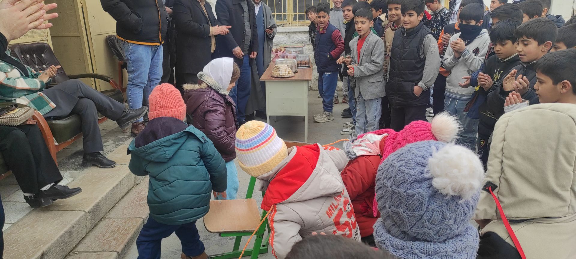 برگزاری جشن مبعث در دبیرستان شهید مصطفی خمینی و دبستان ۱۲ فروردین کارخانه قند شیروان