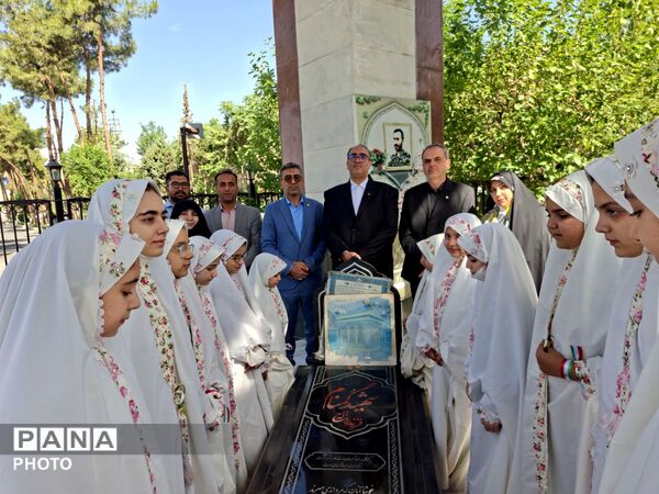 طنین اندازی سرود دختران میقات در مقتل شهید آرمان علی وردی