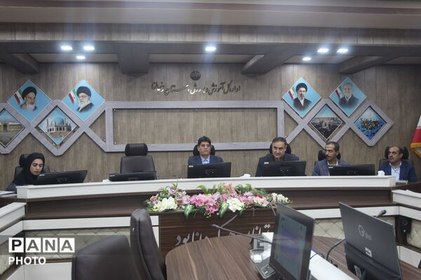 روایت تصویری از نشست گرامیداشت روز جهانی سوادآموزی در زنجان