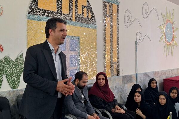 آغاز فعالیت‌های مهارت محور پایگاه تابستانی در دبیرستان توحید یک