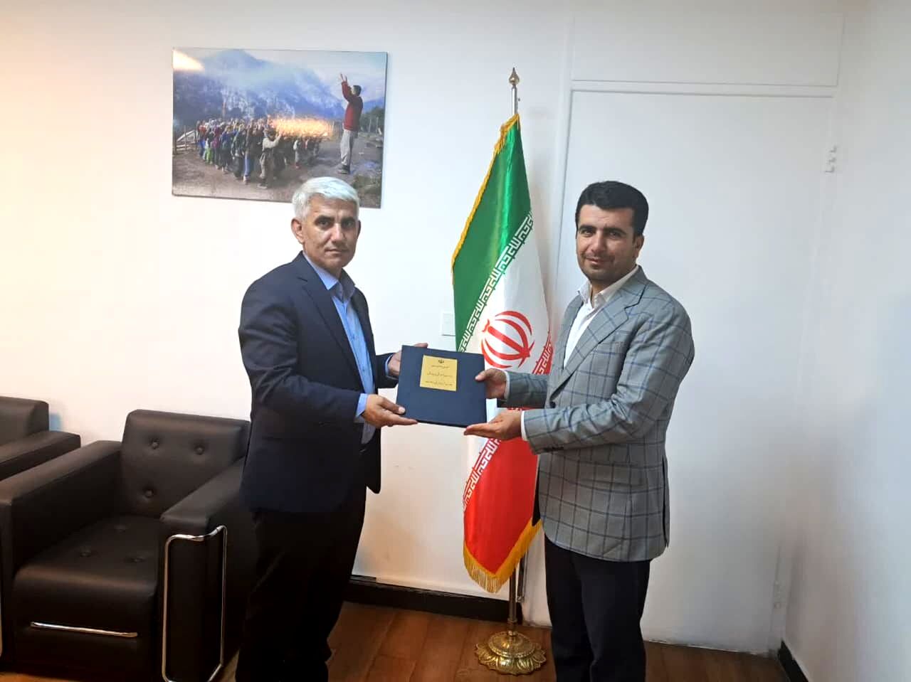 تقدیر معاون تربیت بدنی وسلامت وزارت آموزش وپرورش از مدیرکل نوسازی،توسعه وتجهیز مدارس کهگیلویه وبویراحمد 