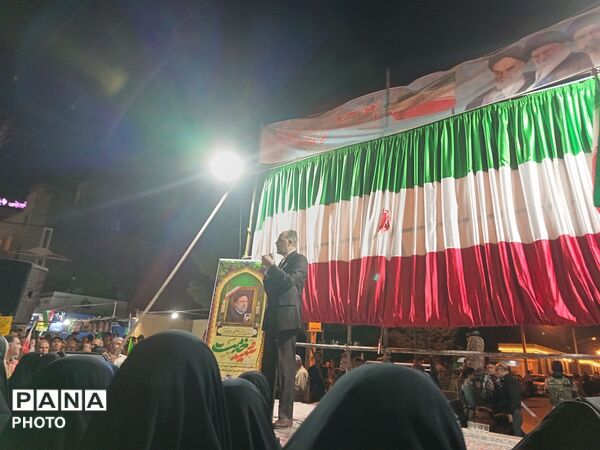 دومین اربعین حضور مردم غیور نیشابور همزمان با دومین سالگرد شهادت شهدای خدمت