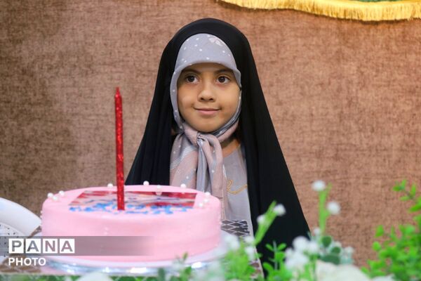 جشن سالروز میلاد عقیله بنی هاشم با حضور دختران شهدا همنام «زینب» در قم