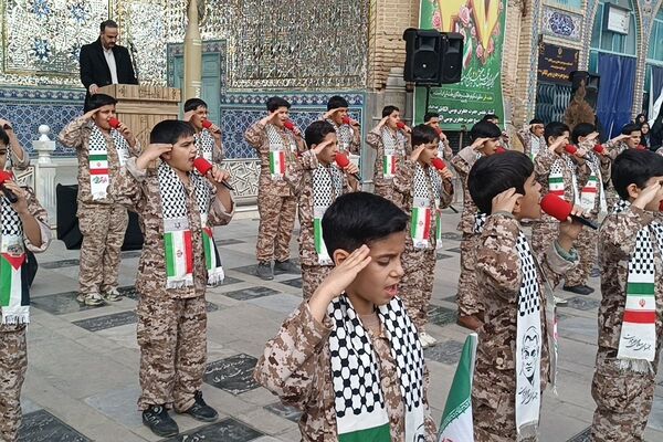 شور انقلابی در پیشوا، همه یکصدا برای ایران در 22 بهمن