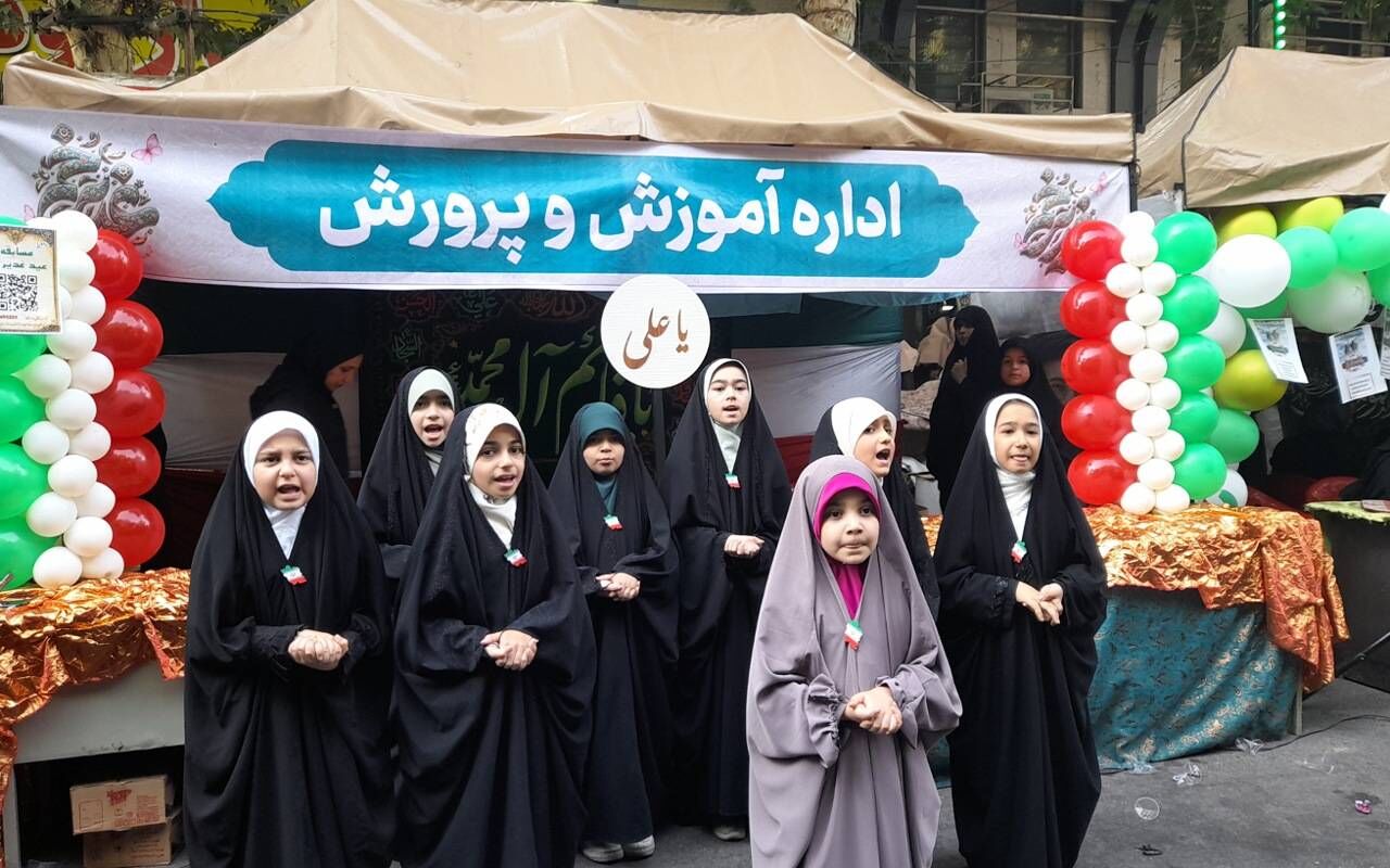 از دانش‌آموز تا معلم به عشق مولای متقیان