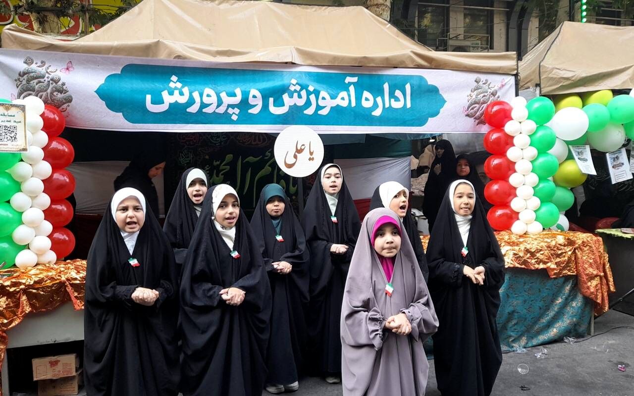 از دانش‌آموز تا معلم به عشق مولای متقیان