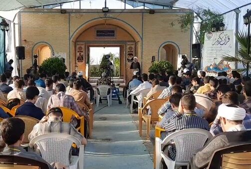 آغاز مرحله استانی مسابقات قرآن دانش آموزی به یاد شهید معماریان در شهر کهک قم