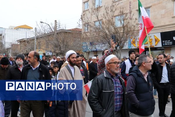بندر ترکمن یکصدا با انقلاب؛ حماسه حضور در ۲۲ بهمن
