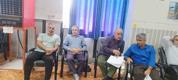 برپایی میز خدمت ادارات در مصلای نماز جمعه شهرستان محمودآباد
