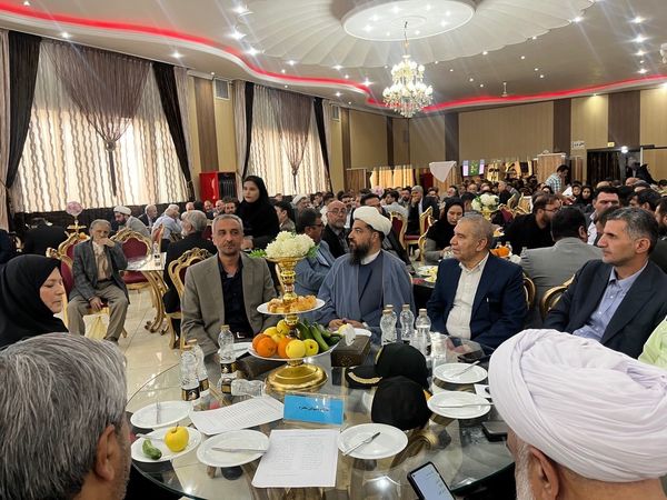 همایش هفته معلم شهرستان آبیک 