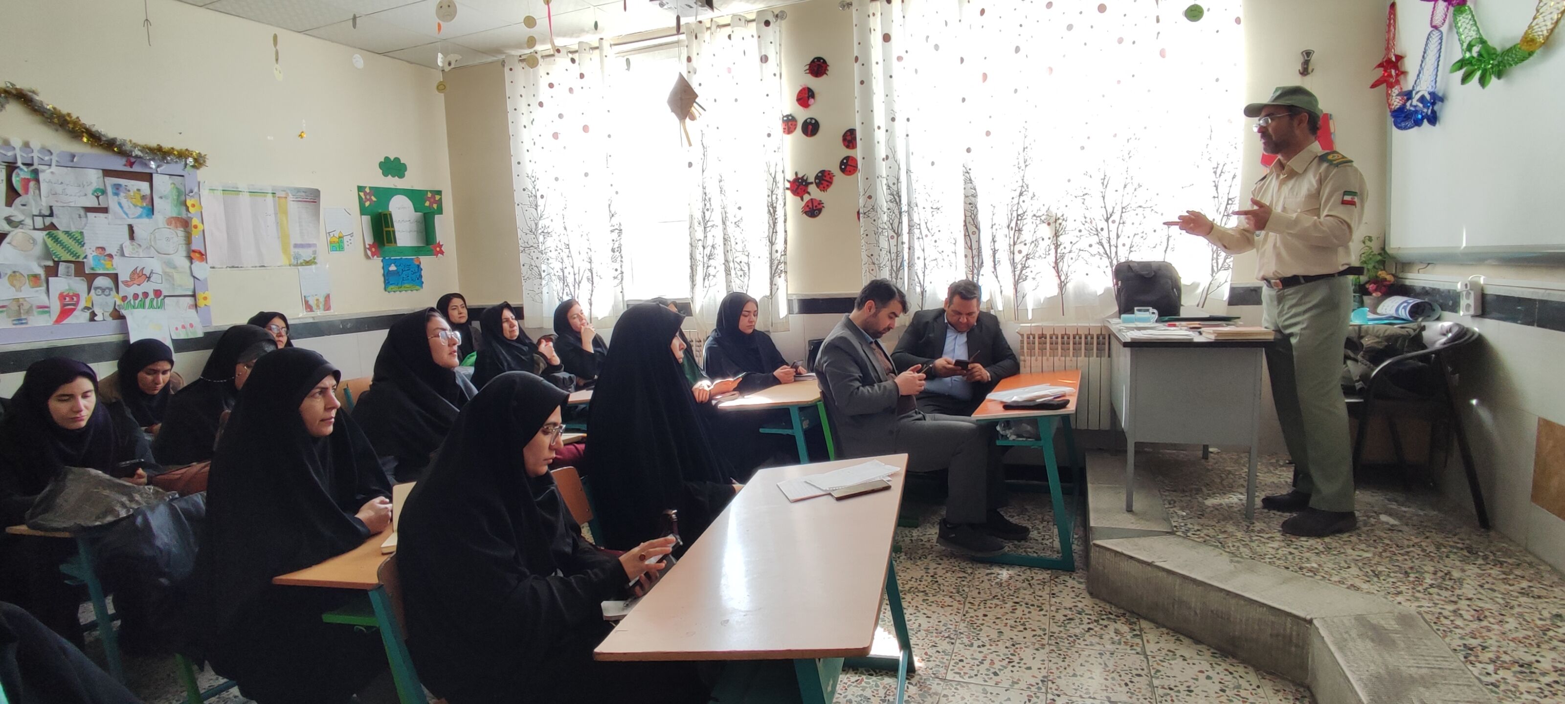کارگاه ضمن خدمت مربیان پیشتاز سازمان دانش‌آموزی در شیروان