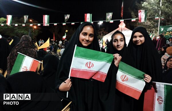 اتحاد کودکان و نوجوانان هوتک در برابر استکبار جهانی