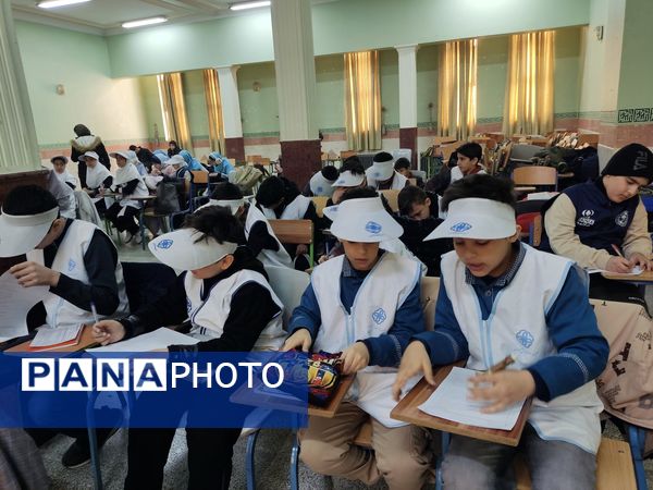 رقابت علمی و مهارتی سفیران سلامت در رباط کریم؛ گامی برای ارتقای آگاهی بهداشتی دانش‌آموزان