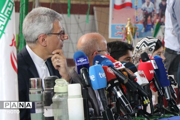نشست خبری سخنگوی وزارت امور خارجه در لامرد