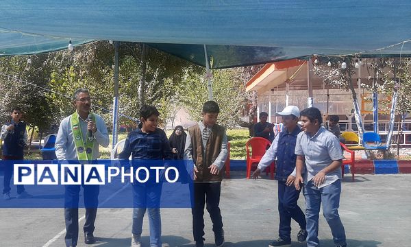 مراسم روز تکریم از دانش‌آموزان فعال خراسان رضوی ویژه پسران